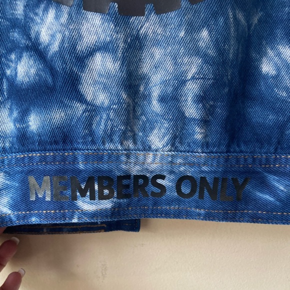New Members Only Looney Tunes ACME Denim Jacket Bleach Tie Dye Acid Wash Large - Picture 8 of 16